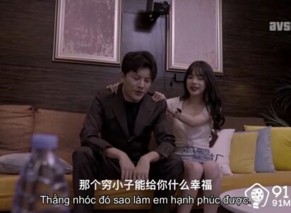 Nhờ một đêm xuân mà cô gái được nhận vào làng giải trí